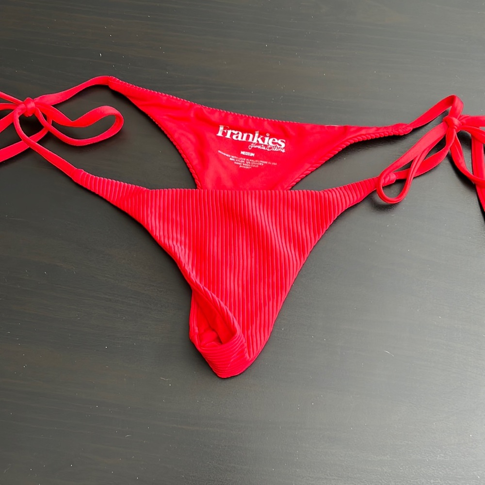 Red Frankie’s bikinis bottom